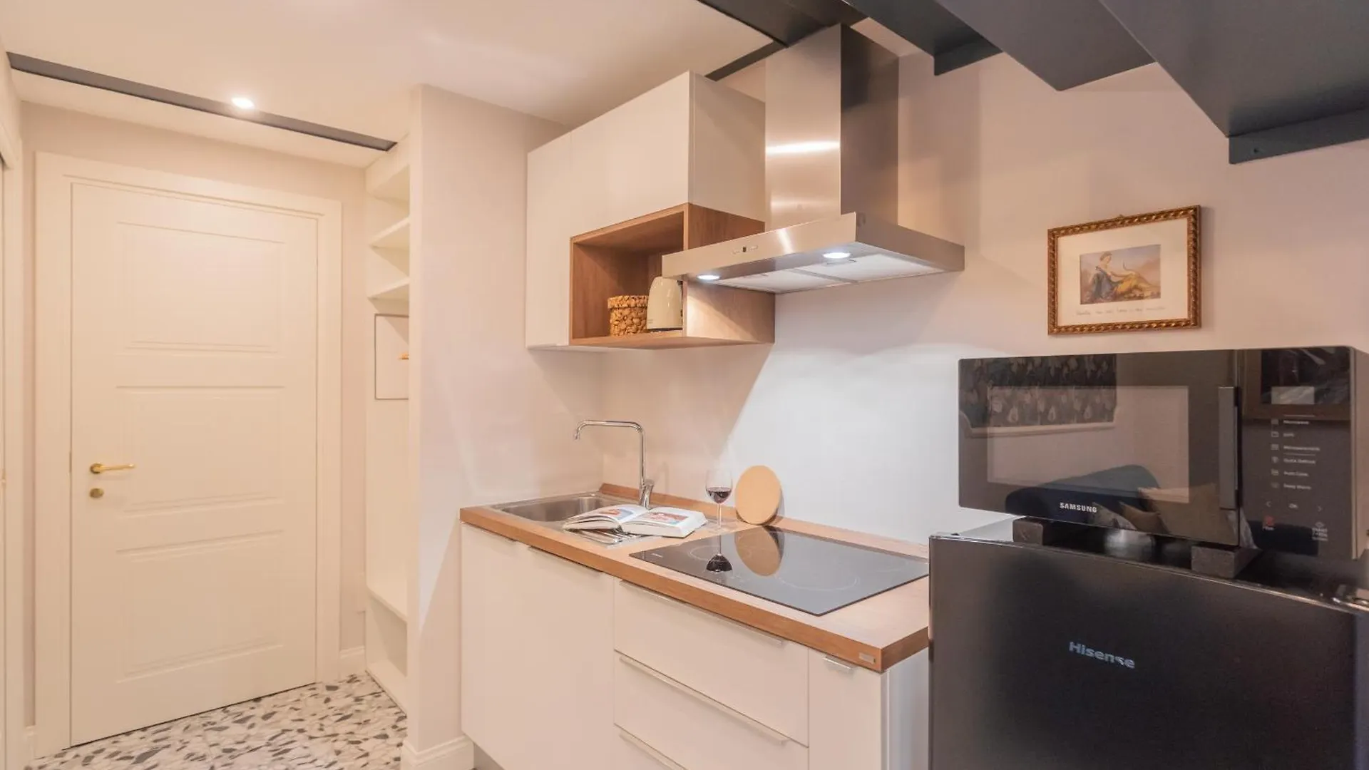 아파트 Cinque Giornate 70 Suites By Rent All 코모 이탈리아