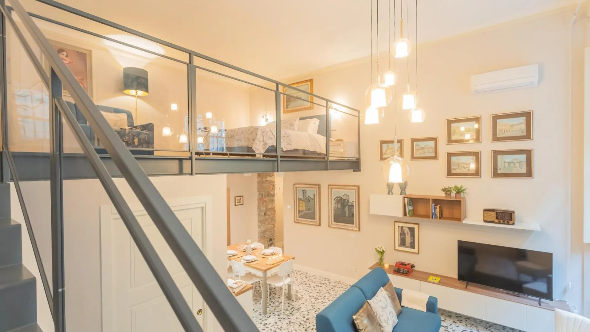 Cinque Giornate 70 Suites By Rent All 코모 0*,